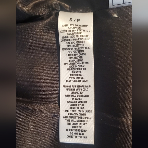 AEROPOSTALE gray down vest with detachable hood size S - Picture 6 of 6